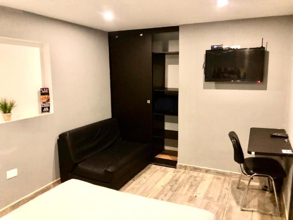 Bogota Rooms Heroes ภายนอก รูปภาพ