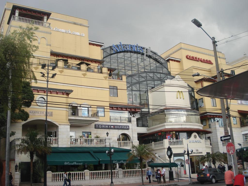 Bogota Rooms Heroes ภายนอก รูปภาพ