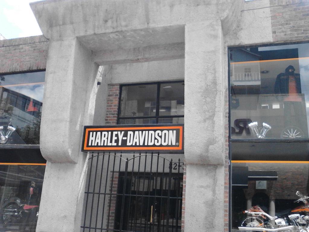 Bogota Rooms Heroes ภายนอก รูปภาพ