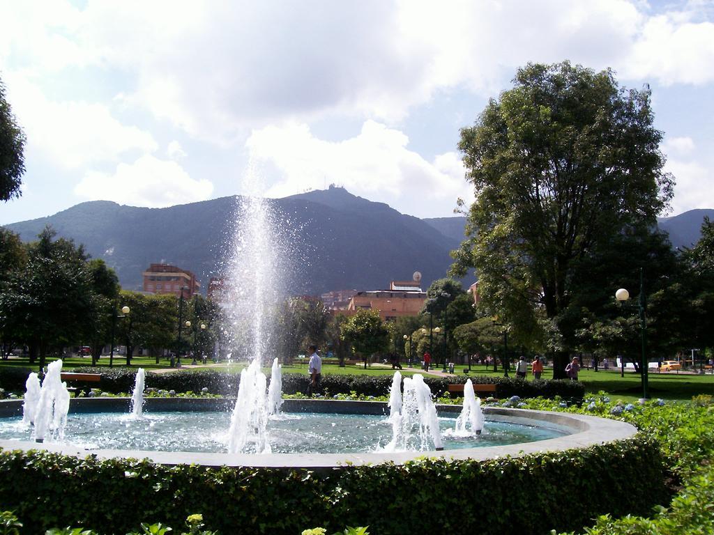 Bogota Rooms Heroes ภายนอก รูปภาพ