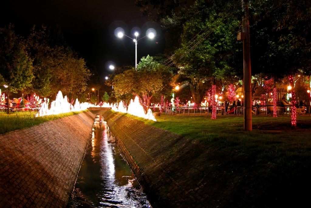 Bogota Rooms Heroes ภายนอก รูปภาพ